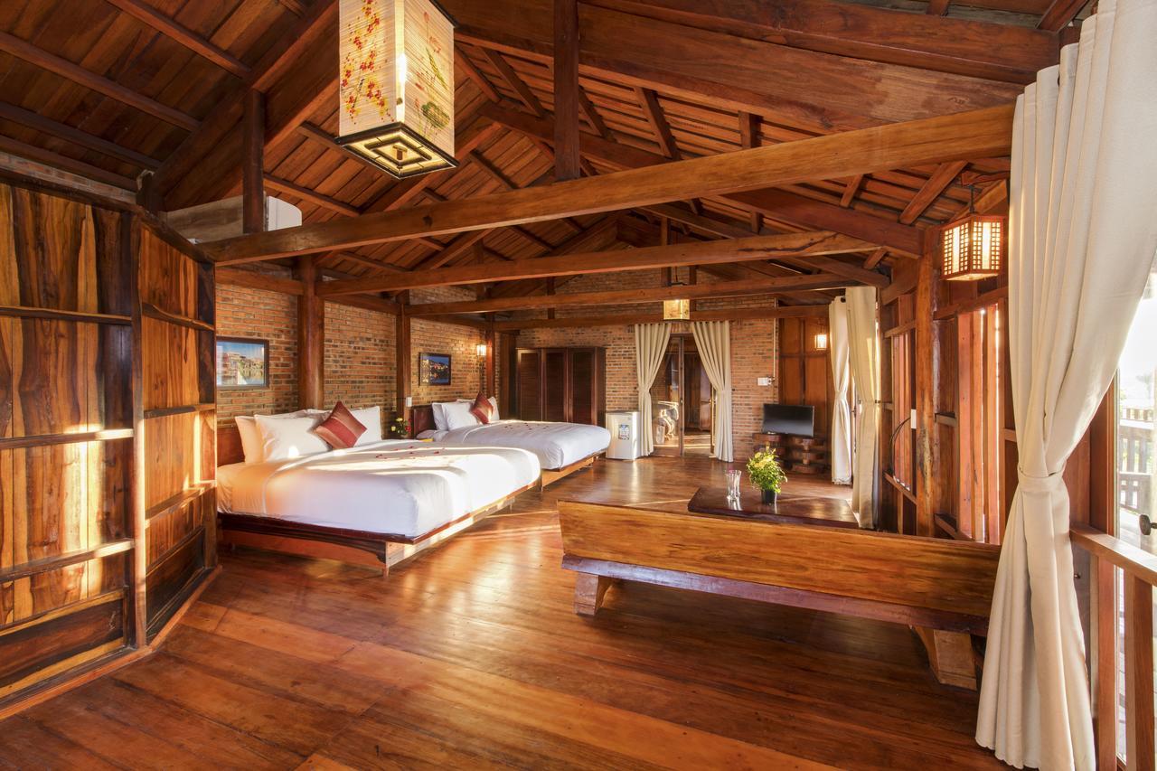 Wooden Lodge Homestay Hoian ฮอยอัน ภายนอก รูปภาพ