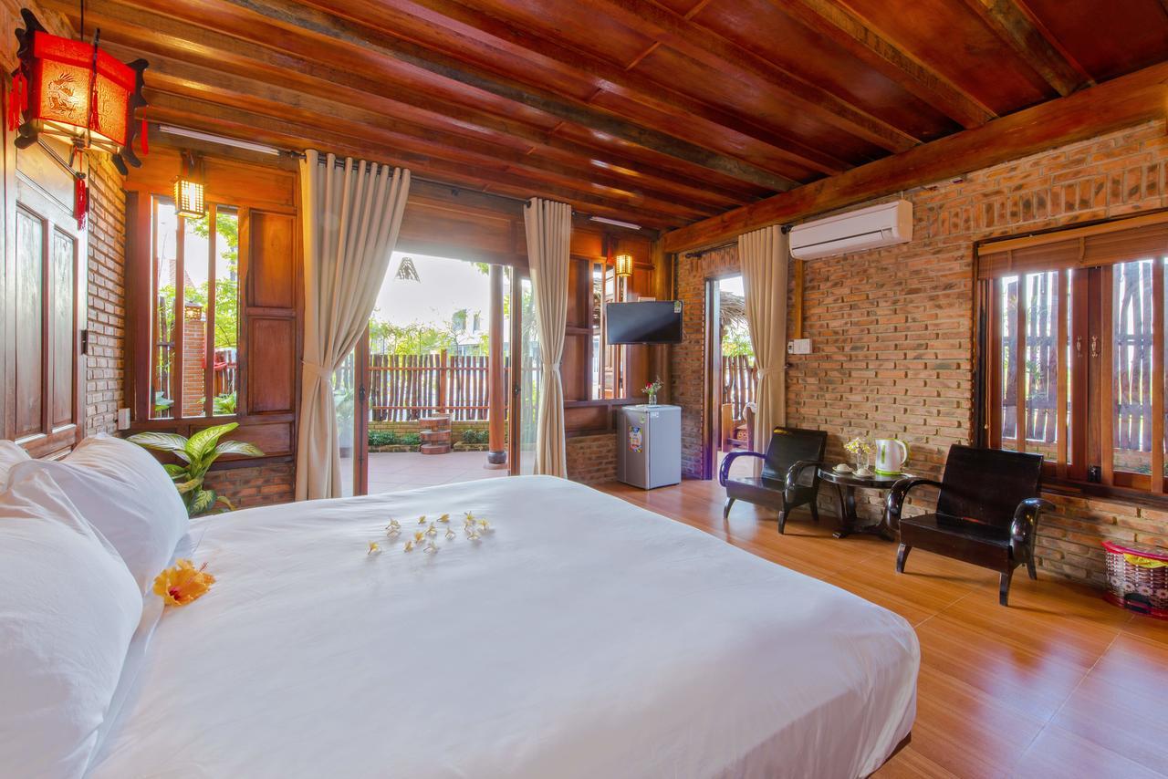 Wooden Lodge Homestay Hoian ฮอยอัน ภายนอก รูปภาพ